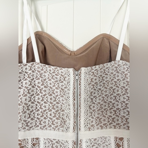 NWT Self-Portrait Lace Panel Midi Dress - Picture 9 of 16